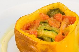 Arome italiene în strachina oltenească Ardei-umpluti